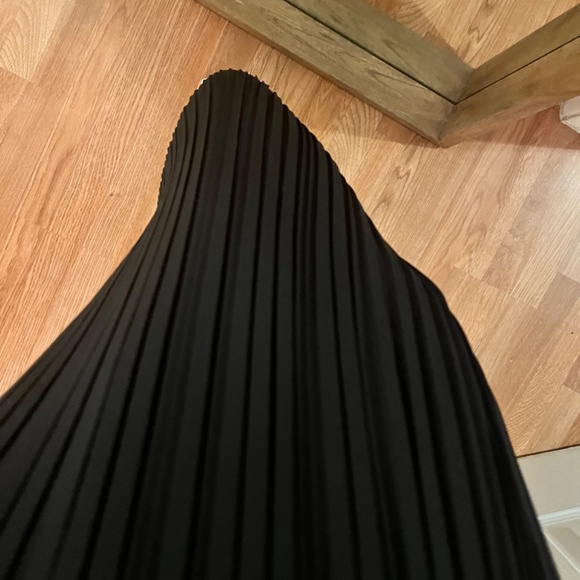 Classic pleated wide leg Saks fifth avenue pants - Picture 4 of 6